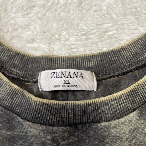 Zenana Worn Printed Tee - Picture 3 of 4